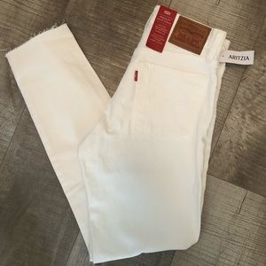 Levi’s High Rise Jeans